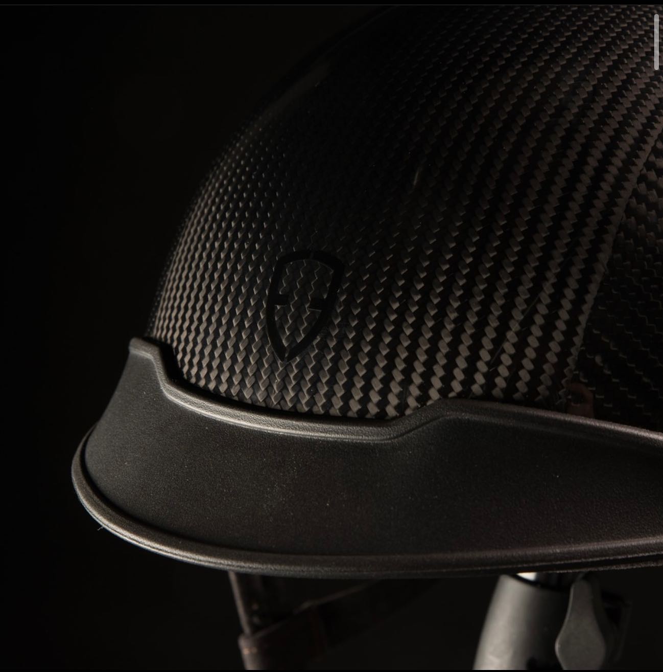 Are Carbon Fiber Helmets Better? Egide Helmets